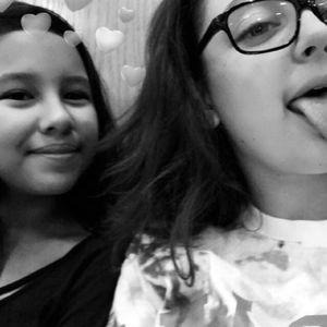 Meet your Posher, Mia